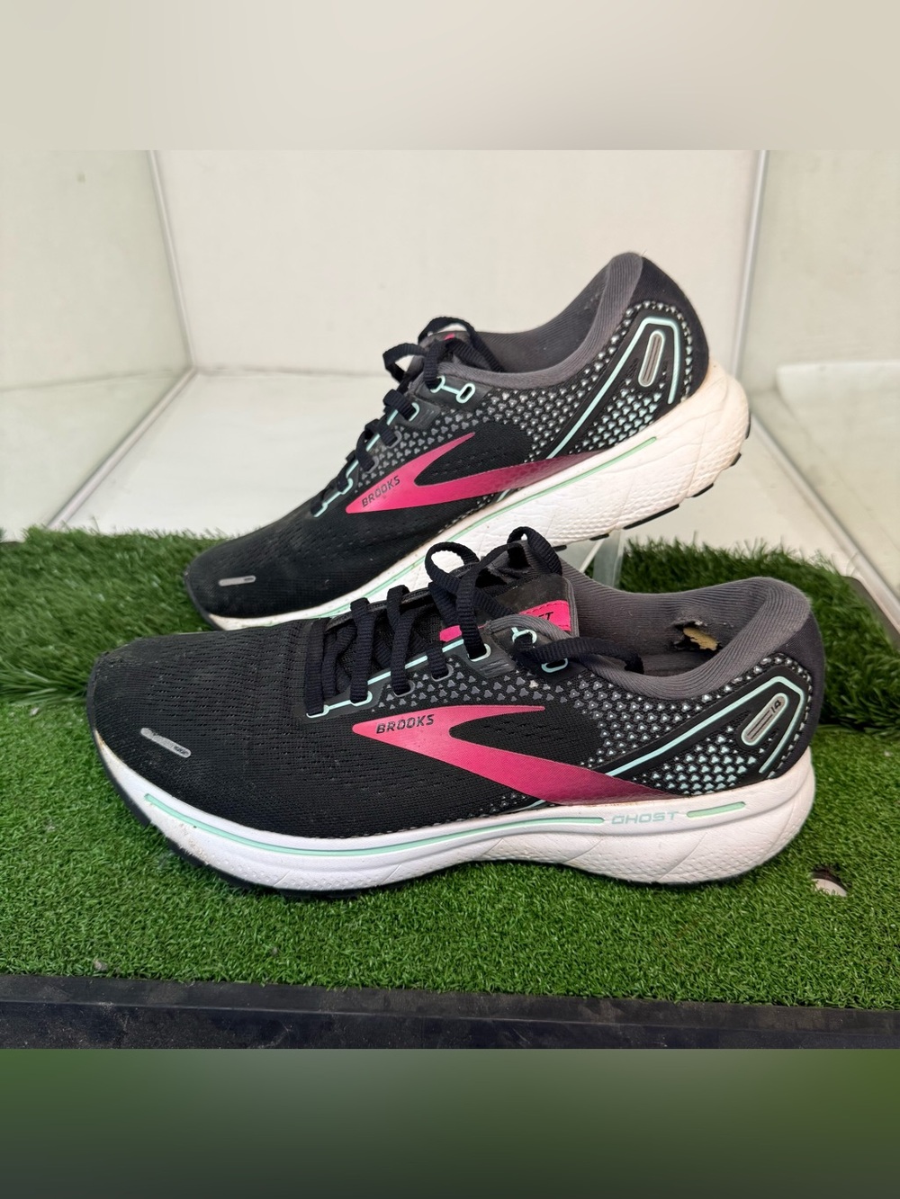 Brooks Women's Ghost 14 Neutral Running Shoes Black Pink Mint Green Size US 9.5